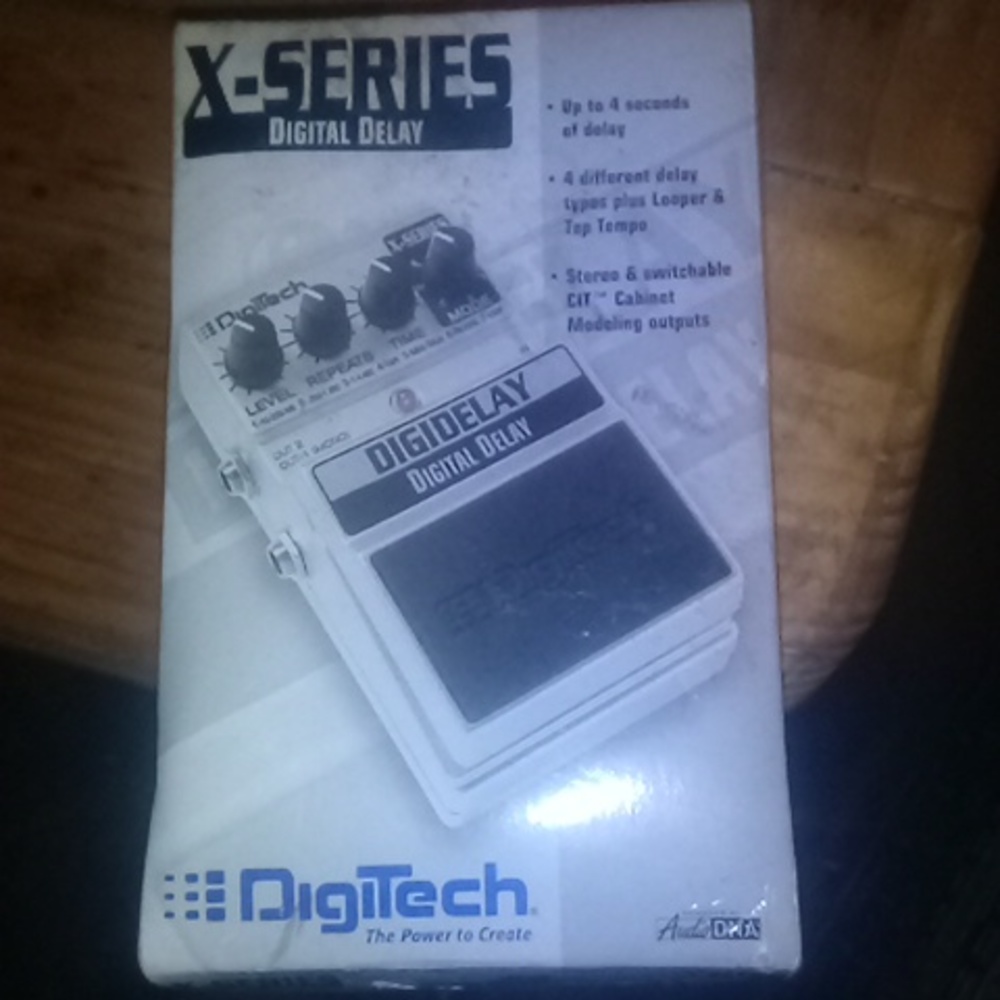 Digitech Digidelay Digital Delay in box never used